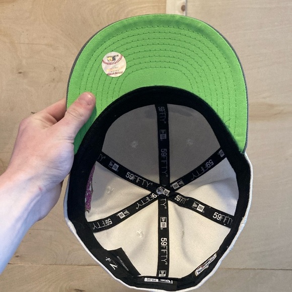 New Era cream/Grey/purple Baseball Oakland Athletics Cap with Patch - Picture 4 of 5